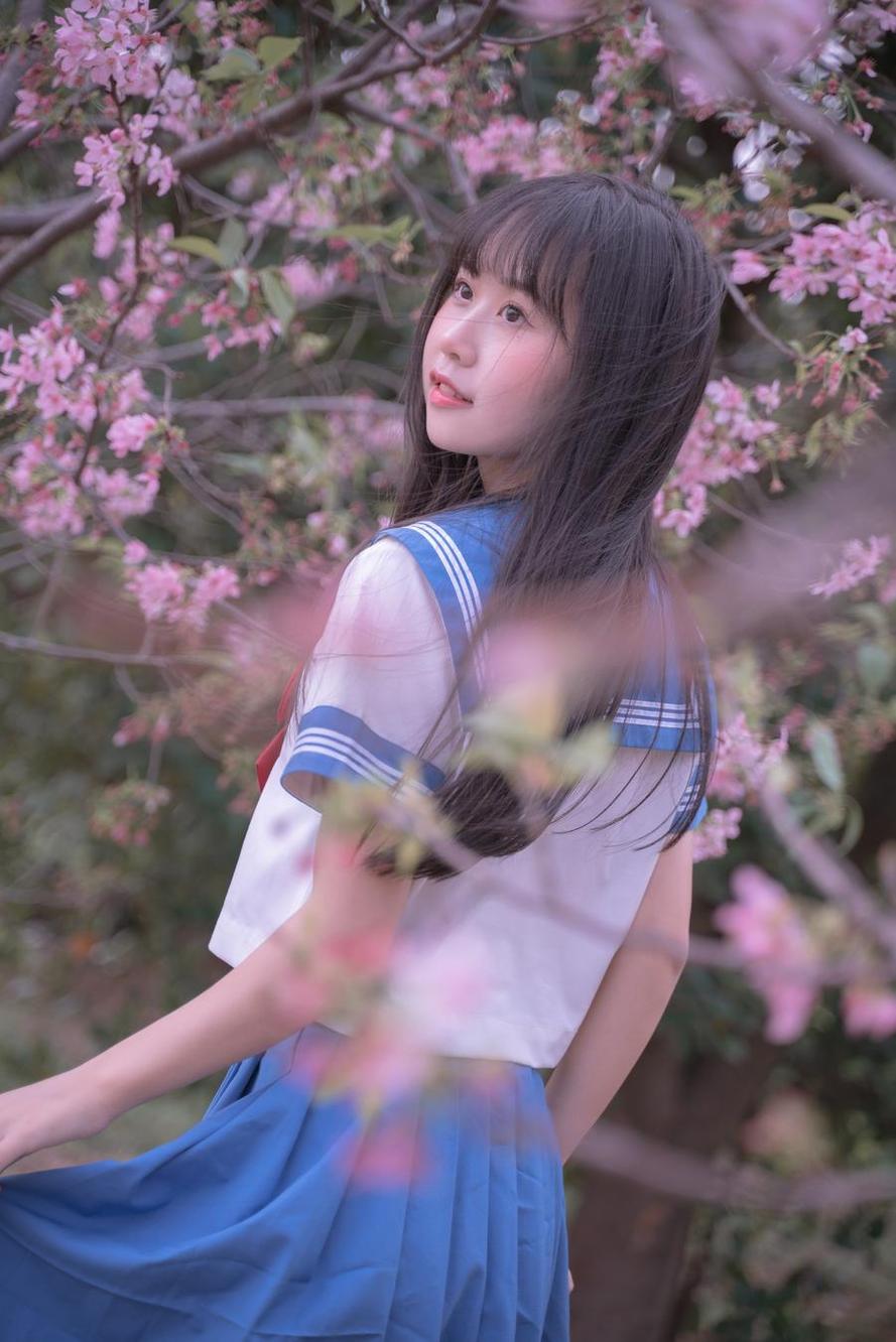 快来看看这个几乎经典的萌芽儿o0金色套装全套赏析，不看都不知道说什么好